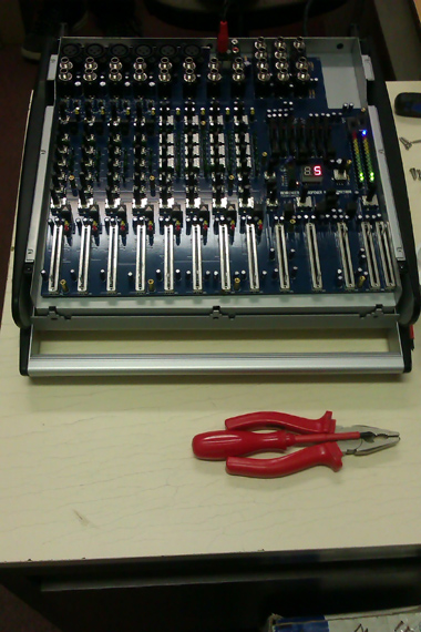 Behringer pmh1000